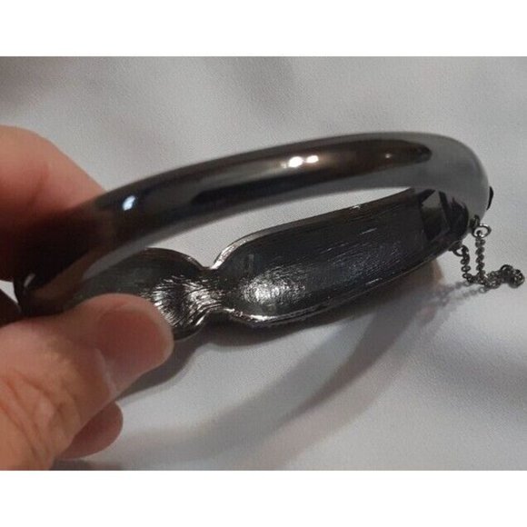 Fifth Avenue Ladie's Cuff Bracelet Black Swarovski Baguette & Round Crystals - Picture 9 of 10